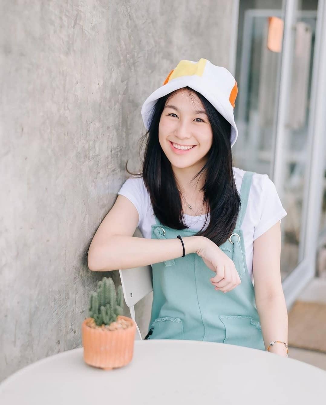 博仁大学优秀学生 —— น้องจีฟฟี (Jiffrey)