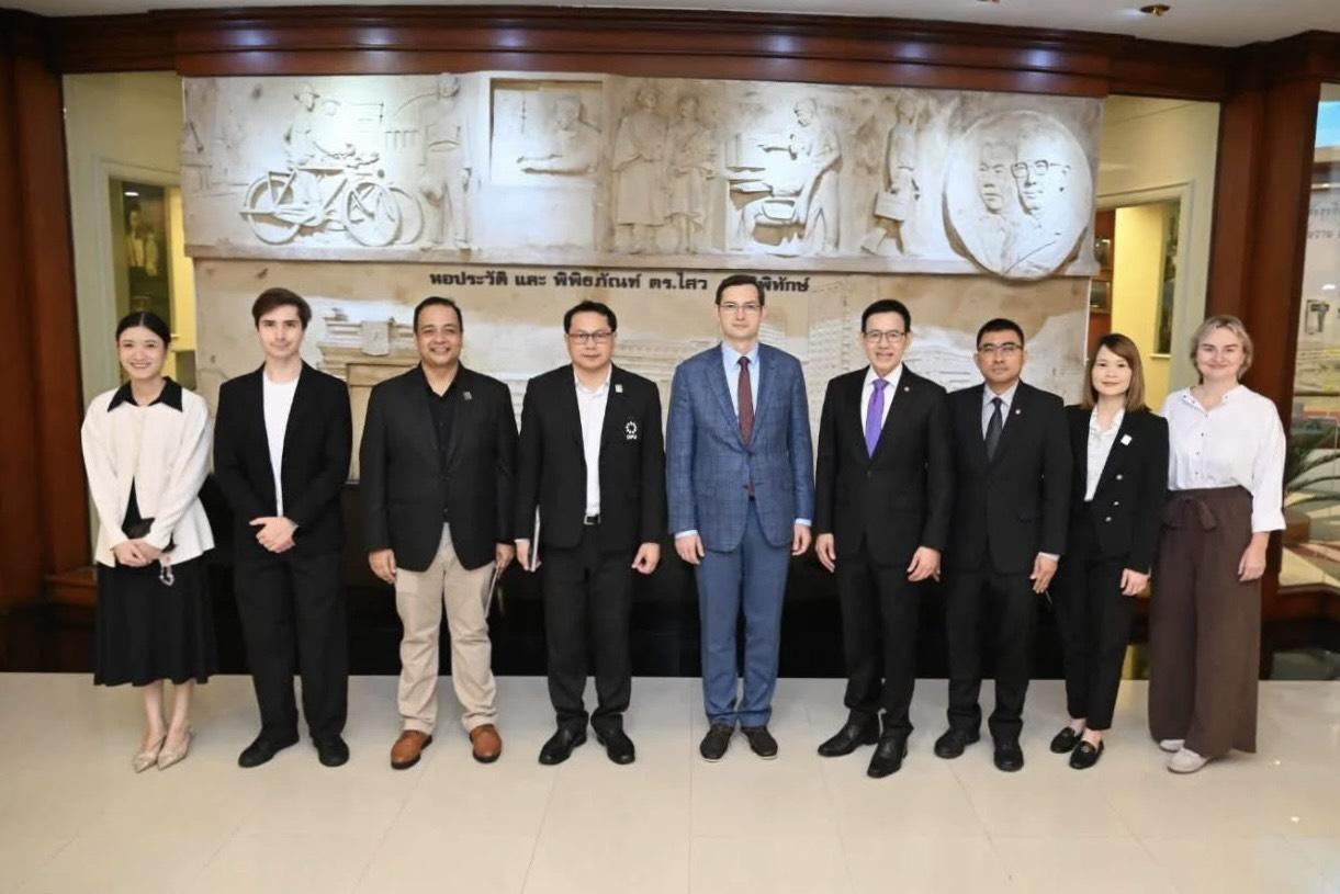 博仁大学与俄罗斯驻泰国大使馆代表会谈,推进泰俄高校交流合作